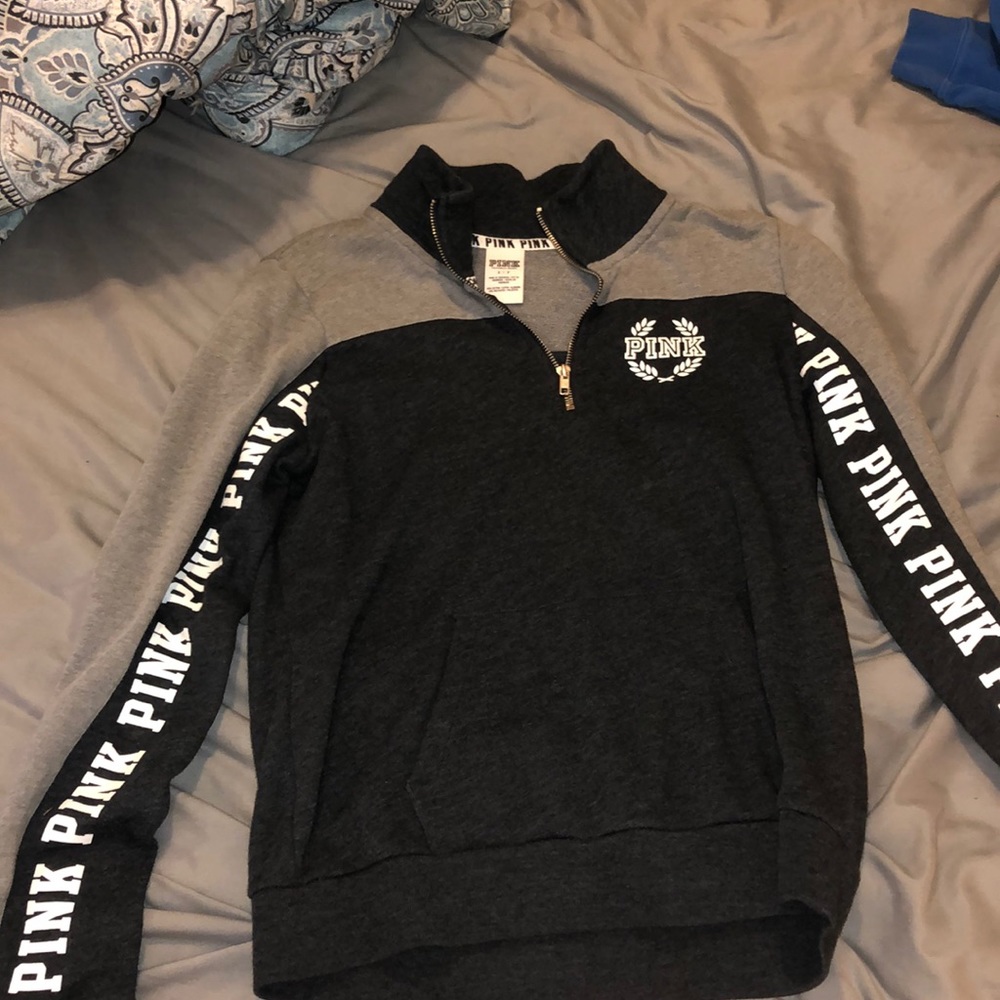 Vs pink 1/4 zip